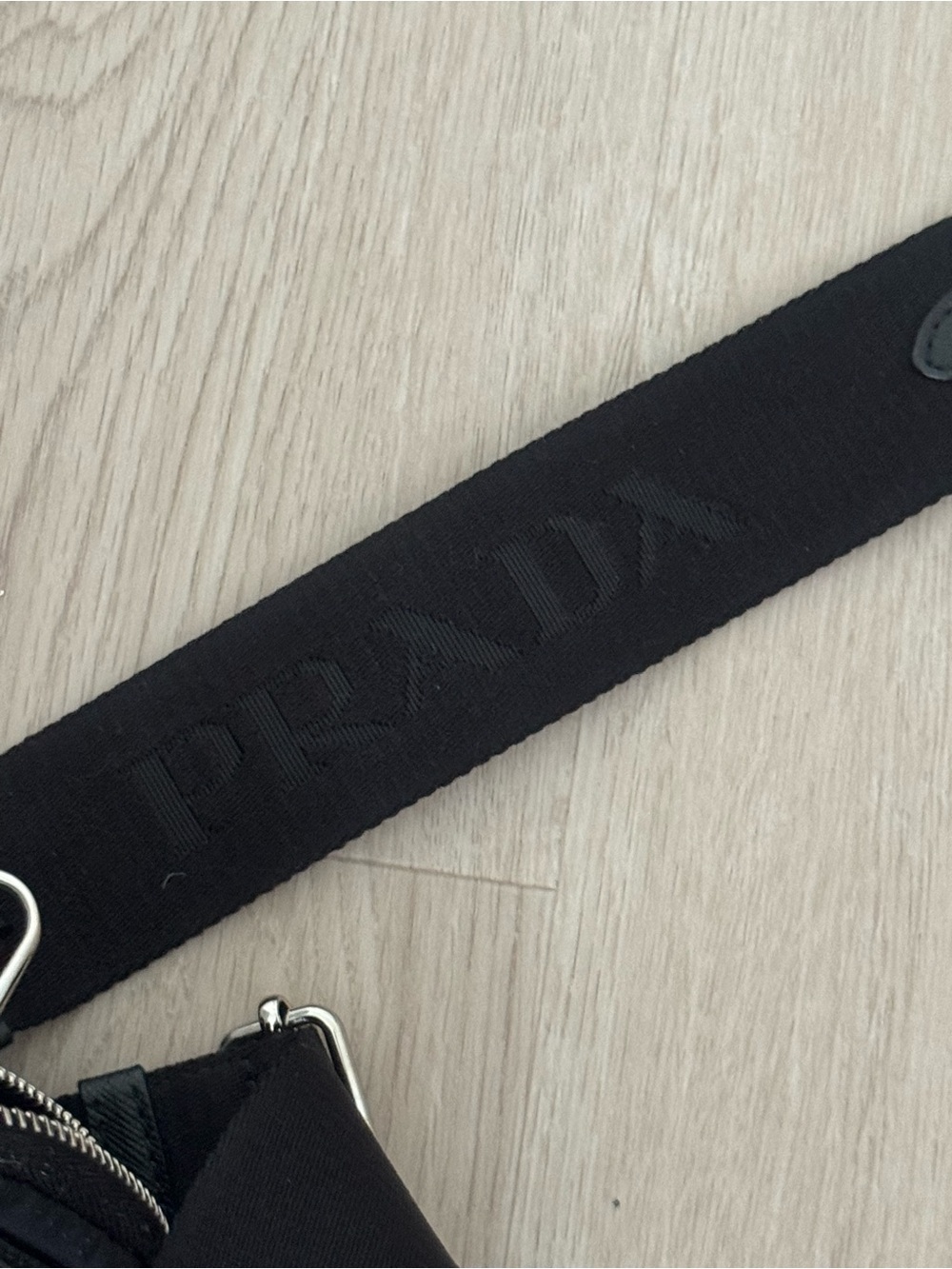 Prada bag strap + pouch - Picture 6 of 7